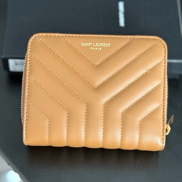 Saint Laurent Tan Quilted Wallet Authentic - Picture 1 of 9